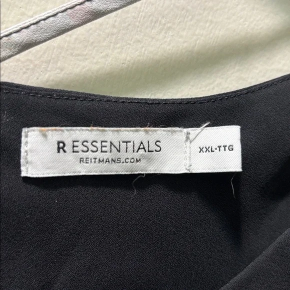 Essentials Black Top - Picture 2 of 4